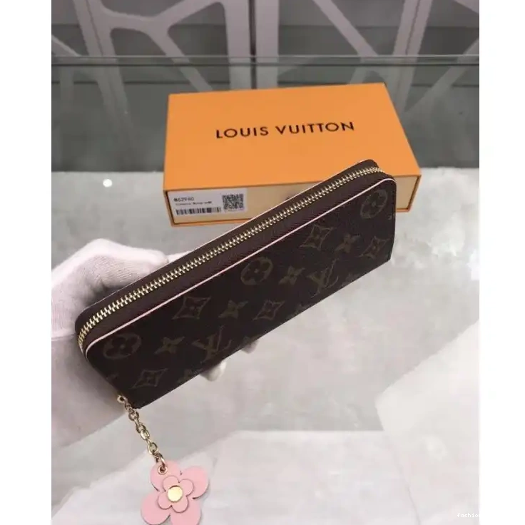 Fashionrepsfam ru LV 19B570137 Bags 0727